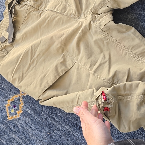 The North Face Convertible Hiking Pants - Picture 3 of 9